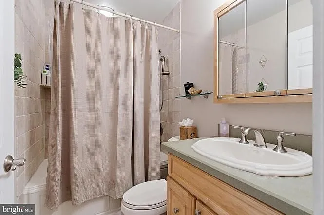 2348 Huckleberry Rd — Photo 7