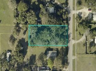 7714 Hart Dr, North Fort Myers, FL 33917
