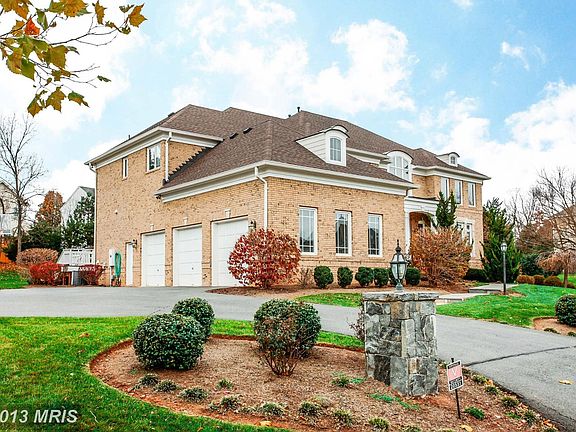 3rd image of 20551 Wildbrook Ct