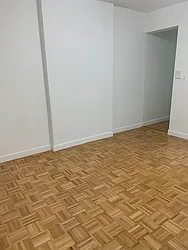 Rented by M.Grossman R.E. Management