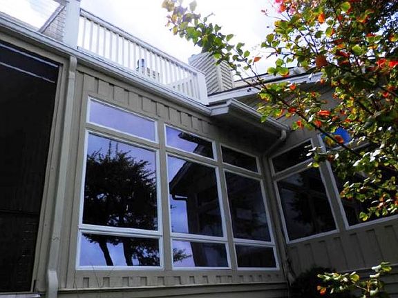2nd image of 1735 Live Oak Park
