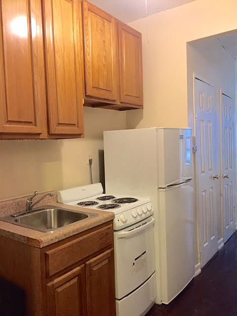 1st image of 408 E 64th St APT 1C