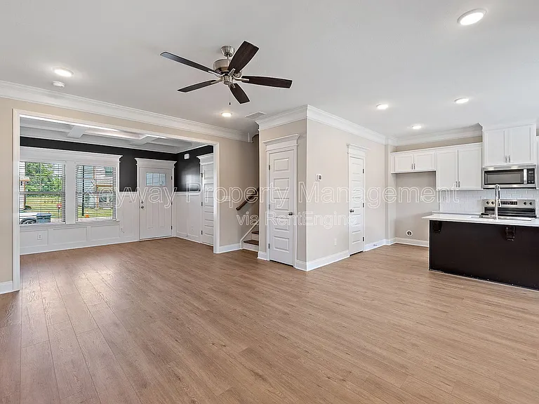 1117 Jolly Ln — Photo 6