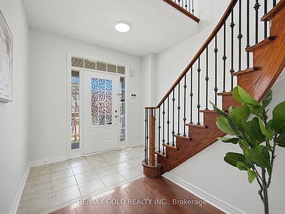 4th image of 32 Ness Rd