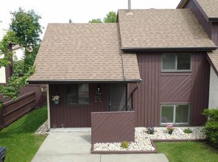 744 Saddleback Rd NW, Edmonton, AB T6J5E6