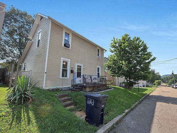 4th image of 122 S Cedar Ave
