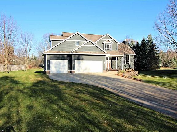 3rd image of 8199 Hagstrom Ln