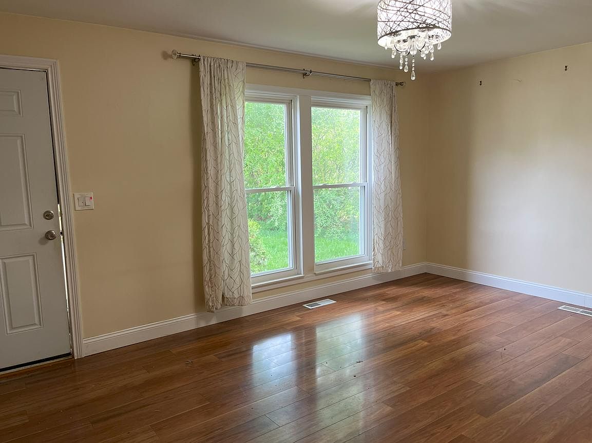 6733 Ardsley Dr, Canton, MI 48187 Zillow