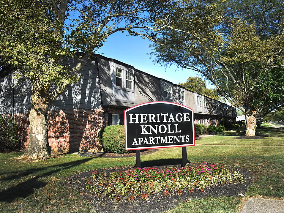 Heritage Knoll — Photo 1