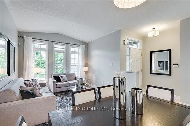 4 bed, $3,600 — Photo 3