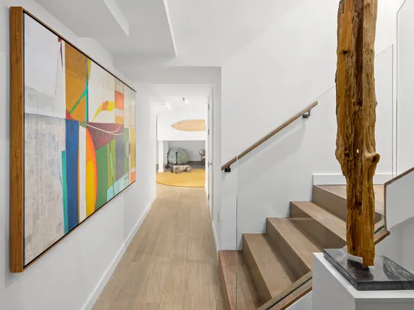 619 East 6th Street image 15 of 18