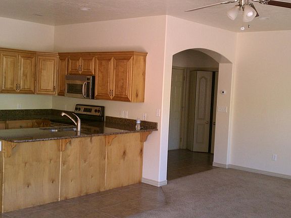 5th image of 2261 S Tonaquint Dr #4