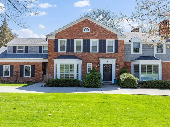 71 N Deeplands Rd, Grosse Pointe Shores, MI 48236