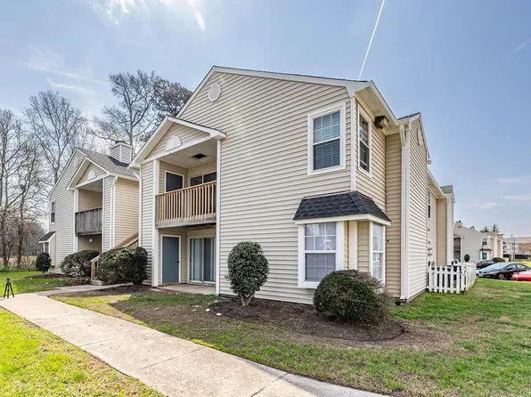 1605 Stone Moss Reach #B, Chesapeake, VA 23320