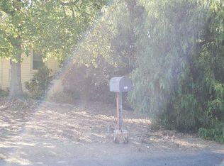 202 N Wisconsin St, Fallbrook, CA 92028