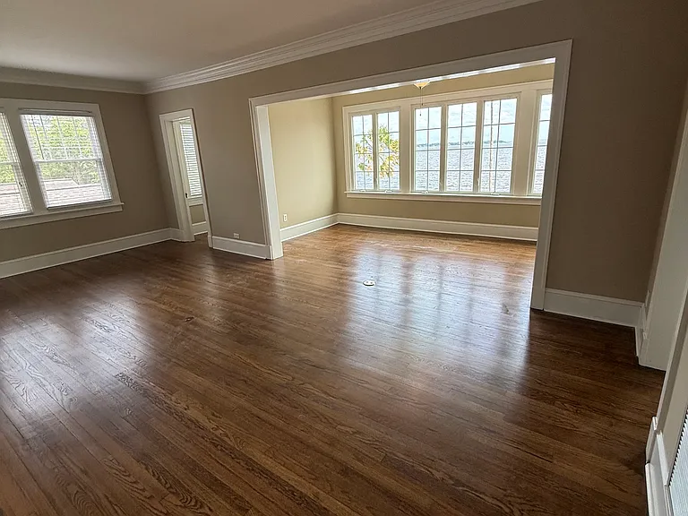 2129 River Blvd #6 — Photo 10