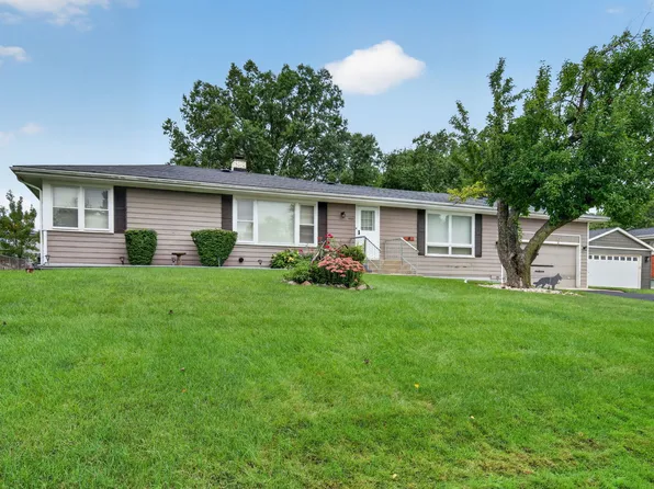 2N266 Prairie Ave, Glen Ellyn, IL 60137