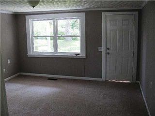 1st image of 1053 Grays Dr