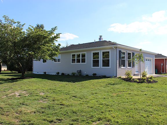 2nd image of 289 Harrington Dr N