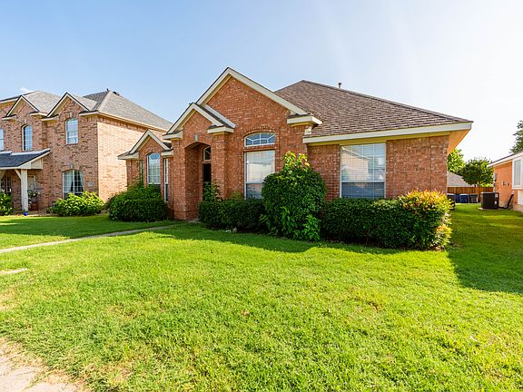 2nd image of 4611 Santa Cruz Ln