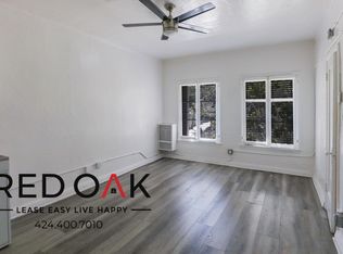 848 S Oxford Ave #210, Los Angeles, CA 90005
