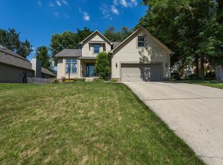 1015 Quiet Bay Cir, Cicero, IN 46034