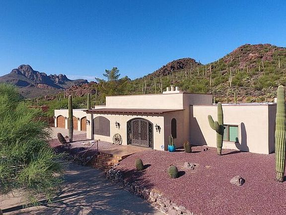 3rd image of 8825 N Scenic Dr