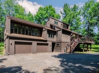 1092 Summit Rd, Apalachin, NY 13732