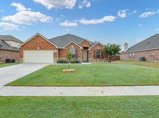 1105 Cactus Spine Dr, Fort Worth, TX 76115