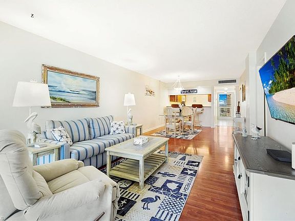 5th image of 25870 Hickory BLVD #604