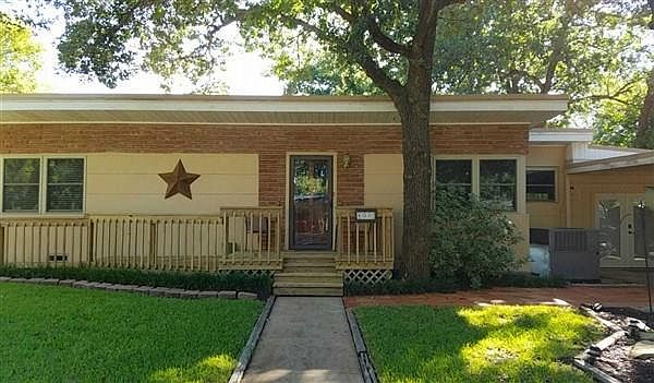 1st image of 4005 Glenwood Dr