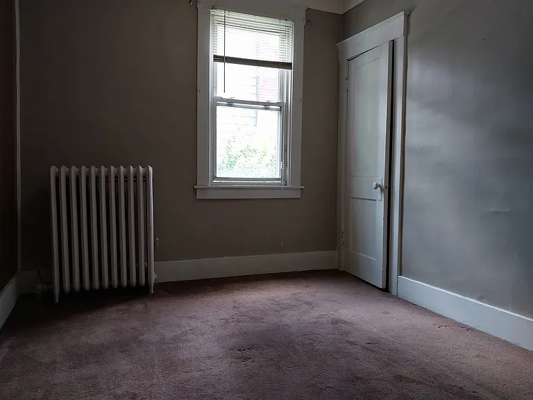 185 W Cambourne St #1 — Photo 7