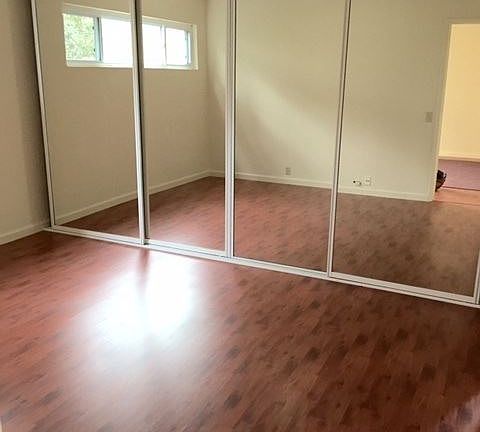 4th image of 520 Parker Ave APT 106