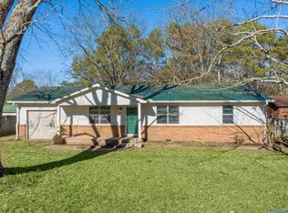 356 Rolling Hills Dr, Arab, AL 35016