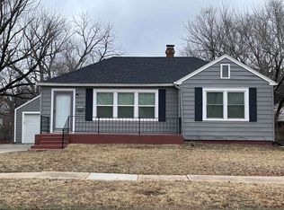 932 N Old Mnr, Wichita, KS 67208