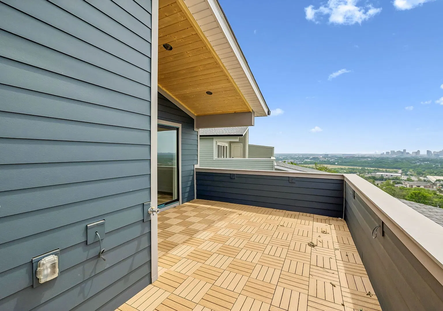 Brand New Construction with Downtown Views! — Photo 3