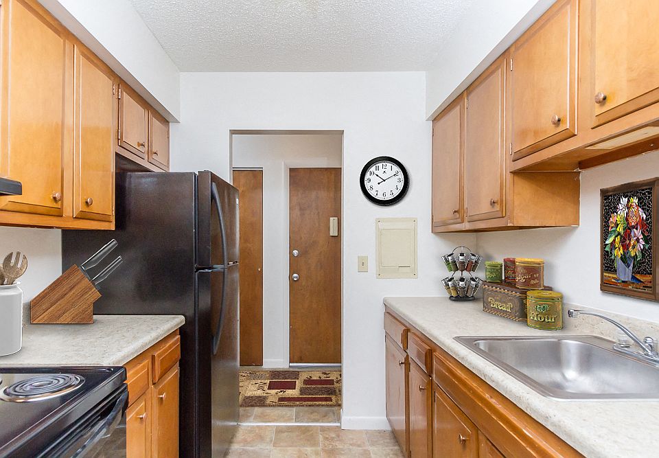 Creek Hill Apartment Homes 1700 Empire Blvd ster NY Zillow