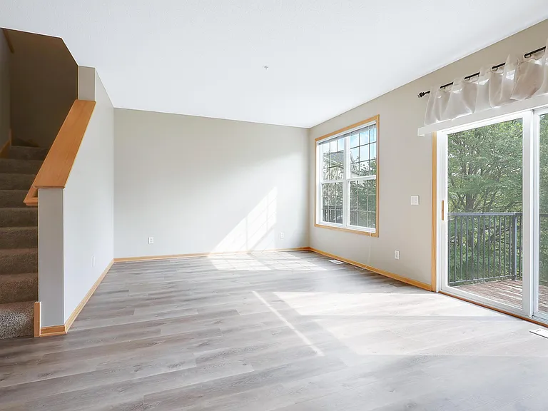 15564 Lilac Dr — Photo 13