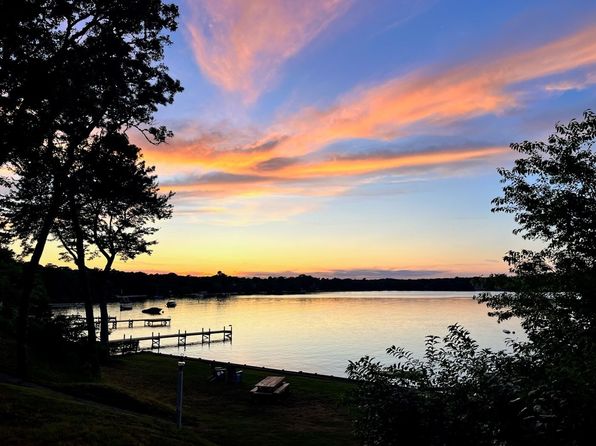 (undisclosed Address)