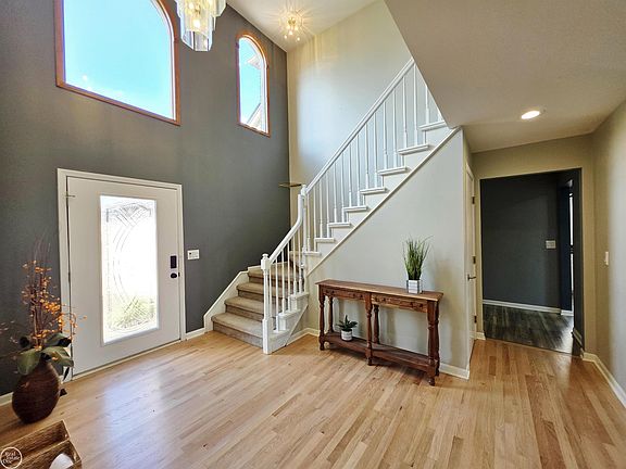 3rd image of 16794 Renee Dr