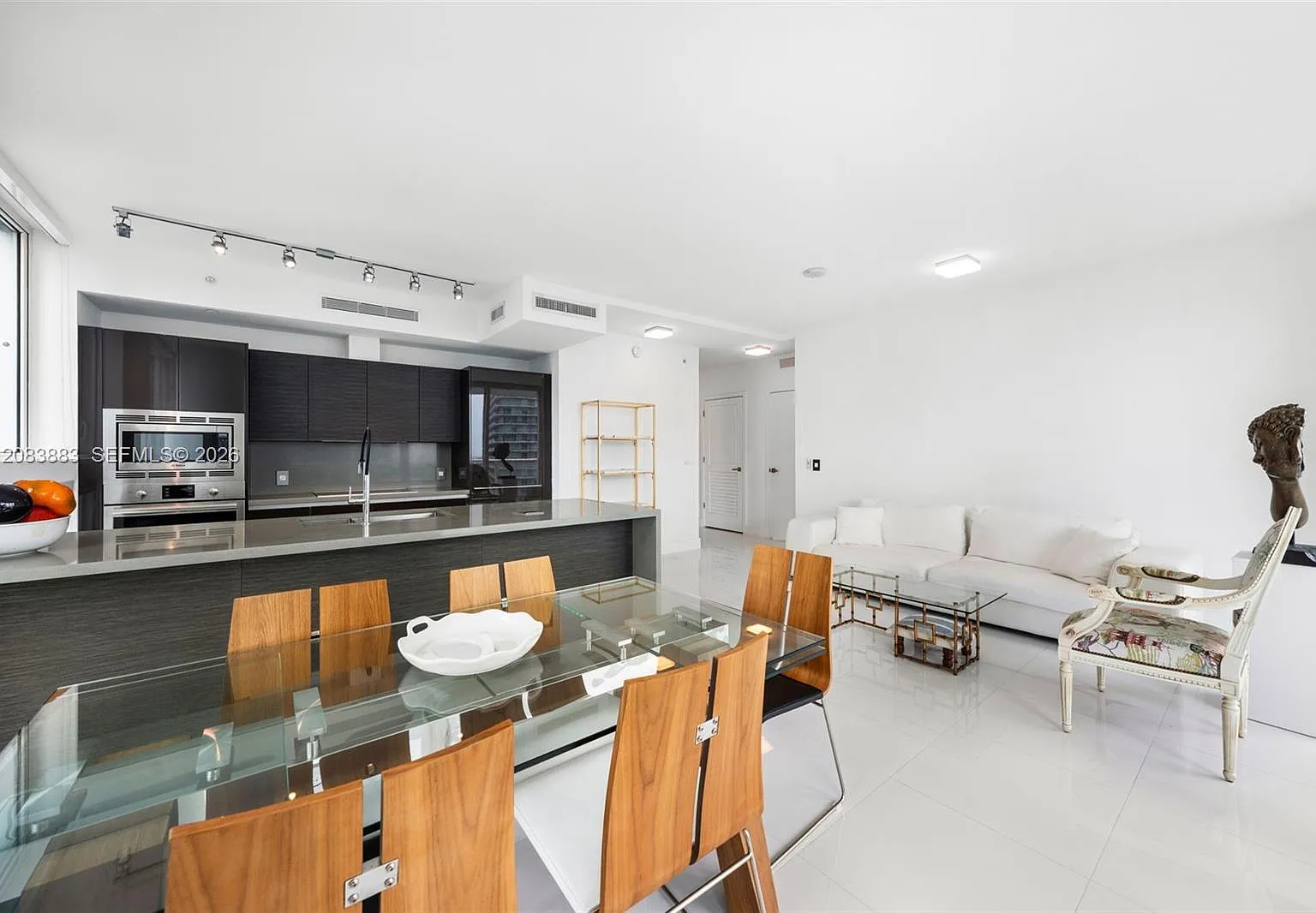 The Bondo (1080 Brickell) — Photo 3