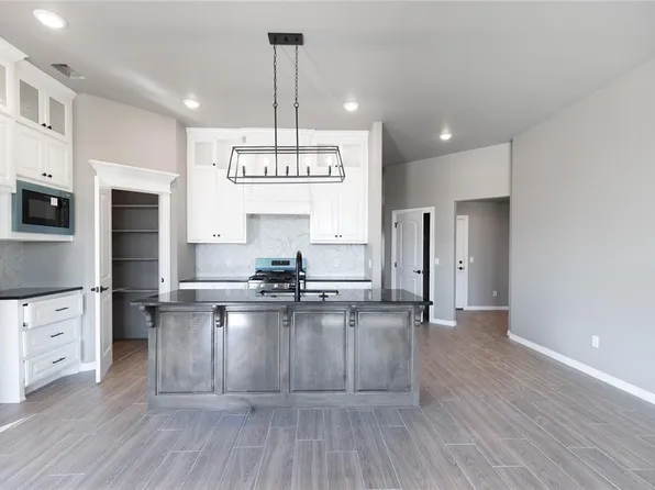 3220 Perch Dr, Yukon, OK 73099