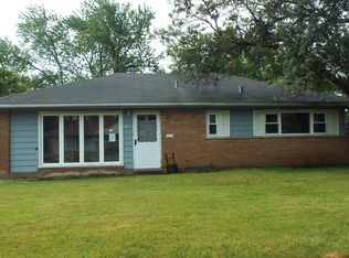 157 Shabbona Dr, Park Forest, IL 60466