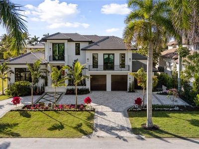 1990 7th ST S, Naples, FL, 34102