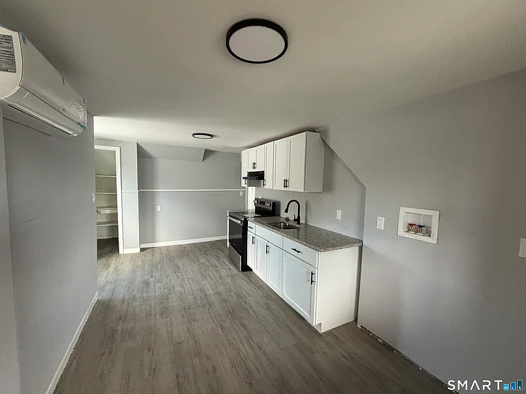 231 Goddard Ave #3 — Photo 11