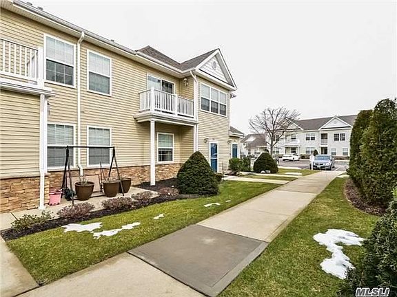 2nd image of 505 Lennox Dr
