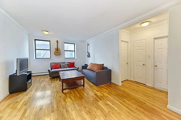 Sold by Compass | media 1