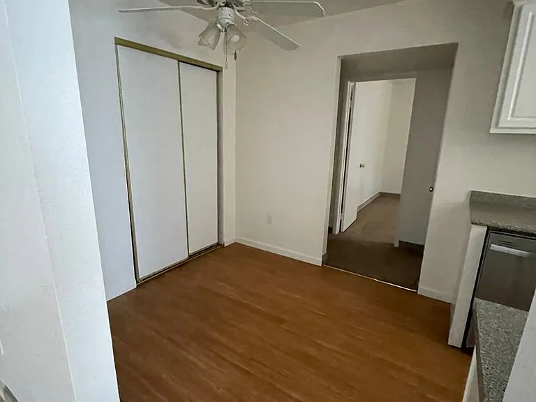 Canyon Club Apartments — Photo 36