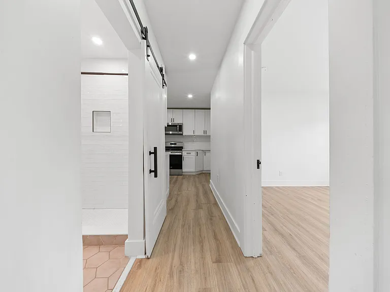 11 W Gouverneur Ave #2 — Photo 11