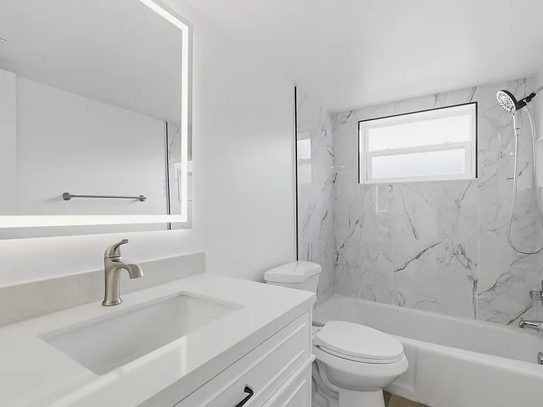 5771 SW 36th Ct #303 — Photo 7